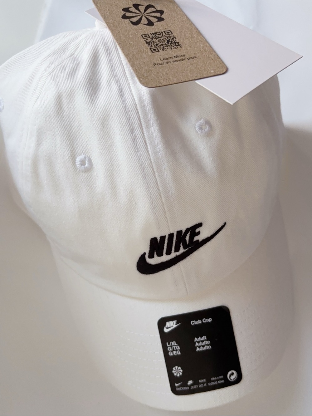 Nike white Baseball Cap with Swoosh Logo